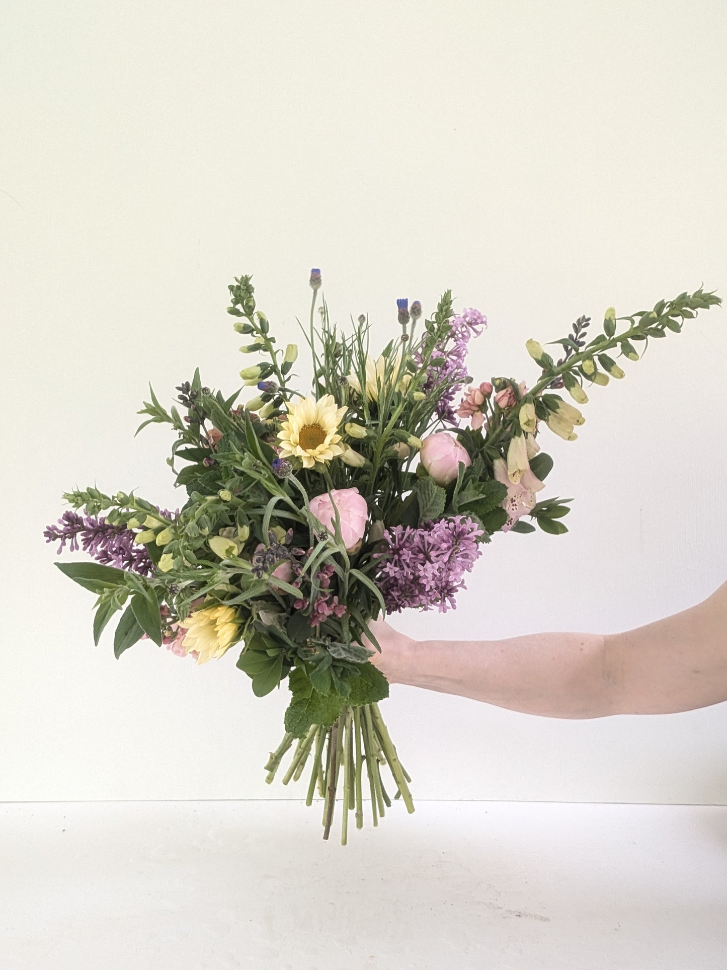 Deluxe (Bouquet or Arrangement)